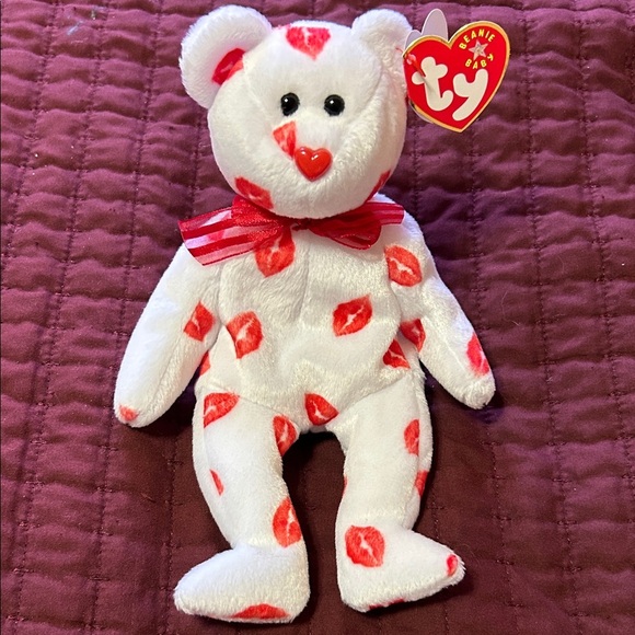 Ty White Plush Bear with Red Lips and Bow - Picture 2 of 4